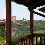 Boutique Dvor 4*