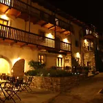 Boutique Dvor 4*